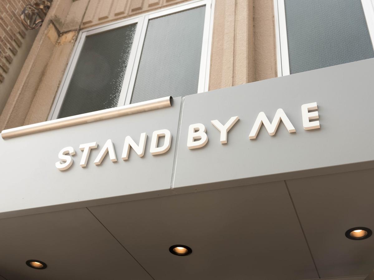 Хостел Stand By Me Hakata  Экстерьер фото